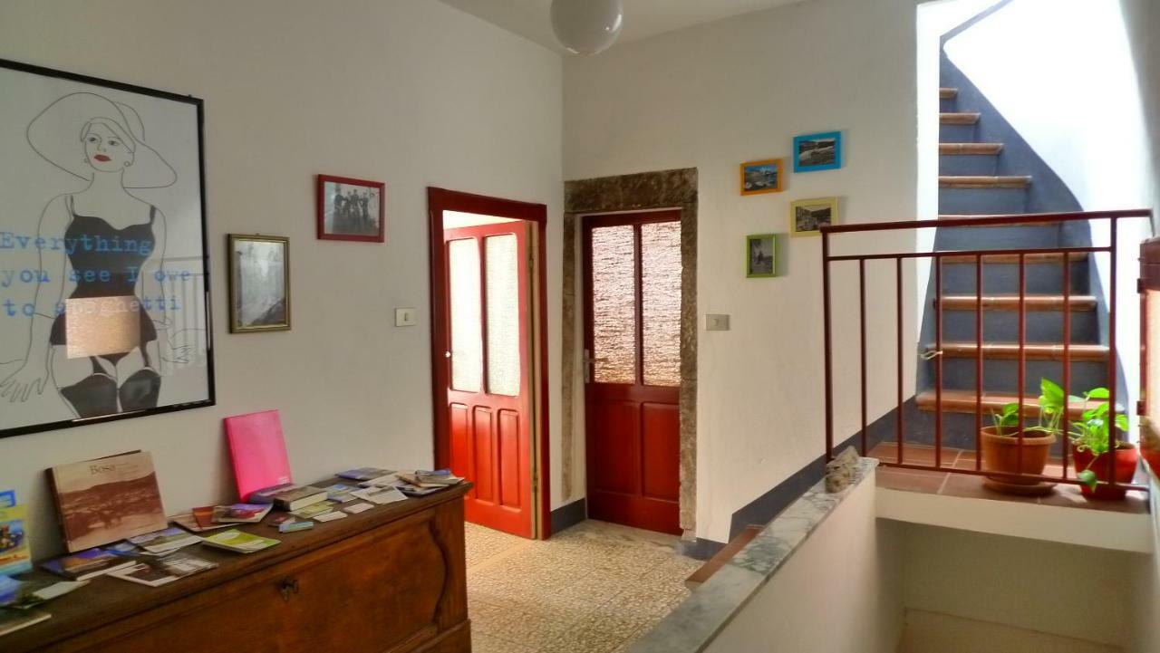 Guesthouse Bosa Di Giuseppe المظهر الخارجي الصورة